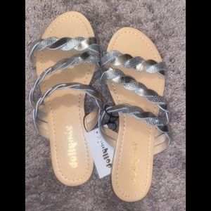 💫Brand New💫 Sandals
